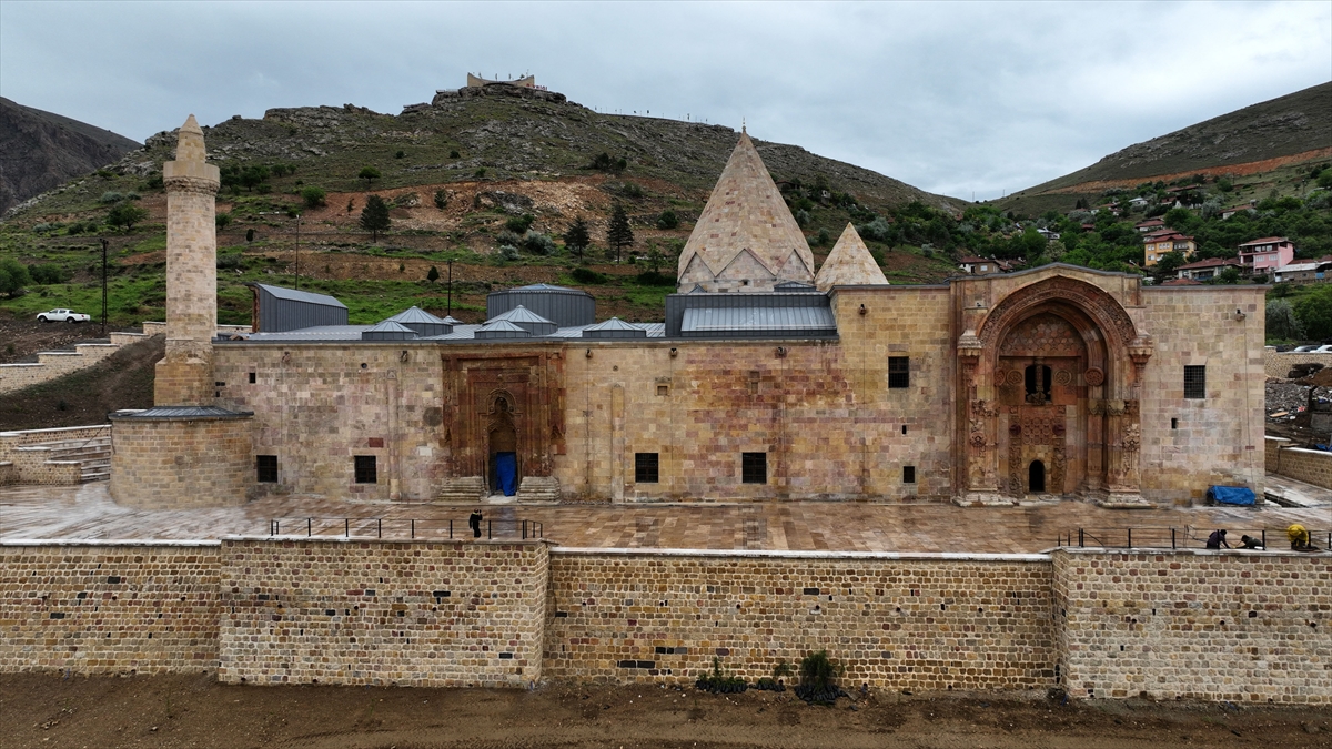 Divriği Ulu Camii ve Darüşşifası'nda restorasyon tamamlandı