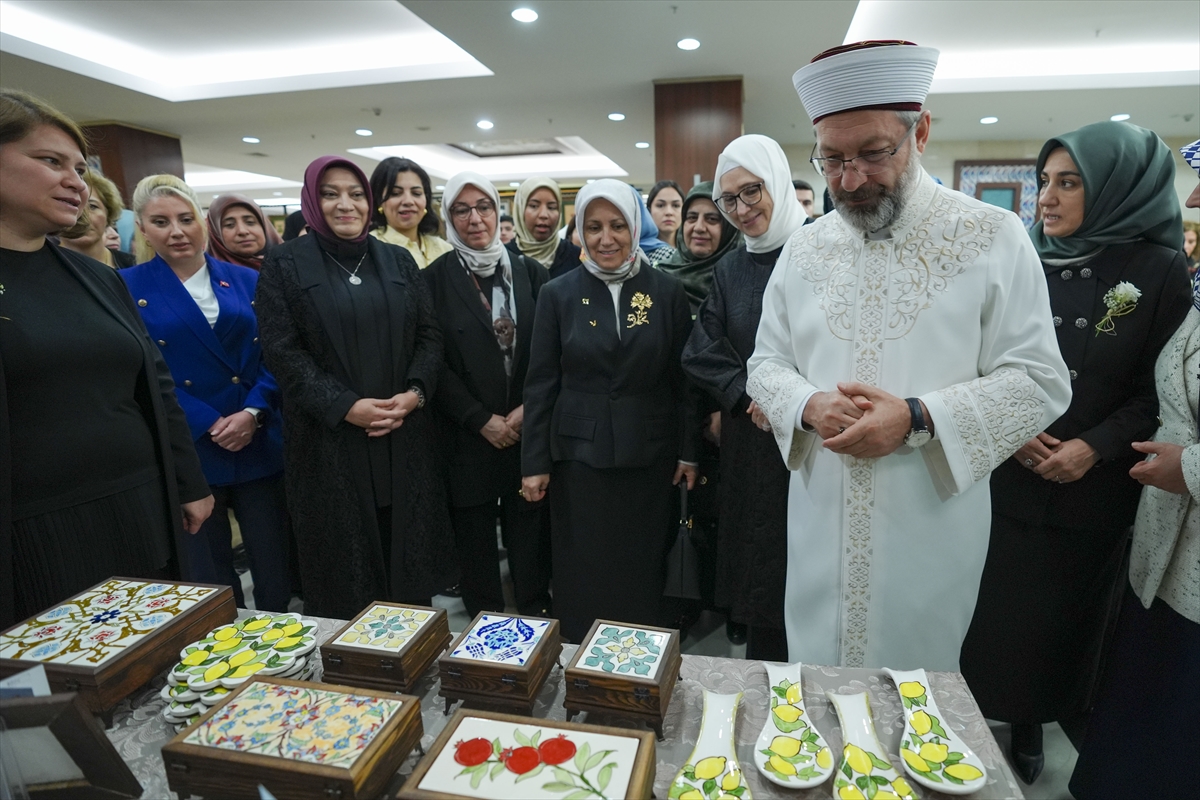 Diyanet İşleri Başkanı Erbaş, “İyilik ve Sanat” temalı Hayır Çarşısı'nın açılışında konuştu: