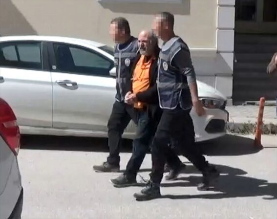 Eskişehir’de firari FETÖ hükümlüsü eski emniyet müdürü yakalandı