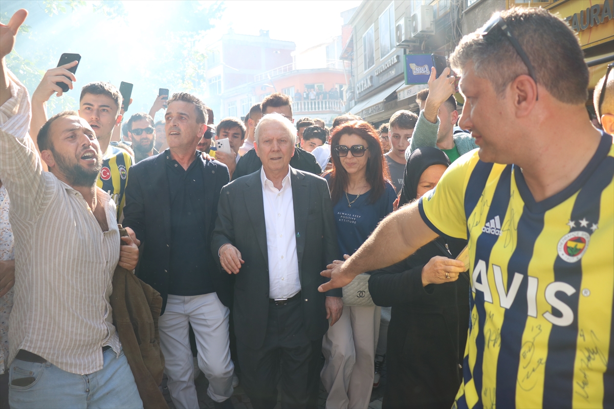 Fenerbahçe Başkan Adayı Aziz Yıldırım, Trakya'da kongre üyeleriyle buluştu: