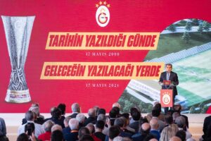 İSTANBUL (AA) – Galatasaray Kulübü, futbolda 17 Mayıs 2000'de kazanılan