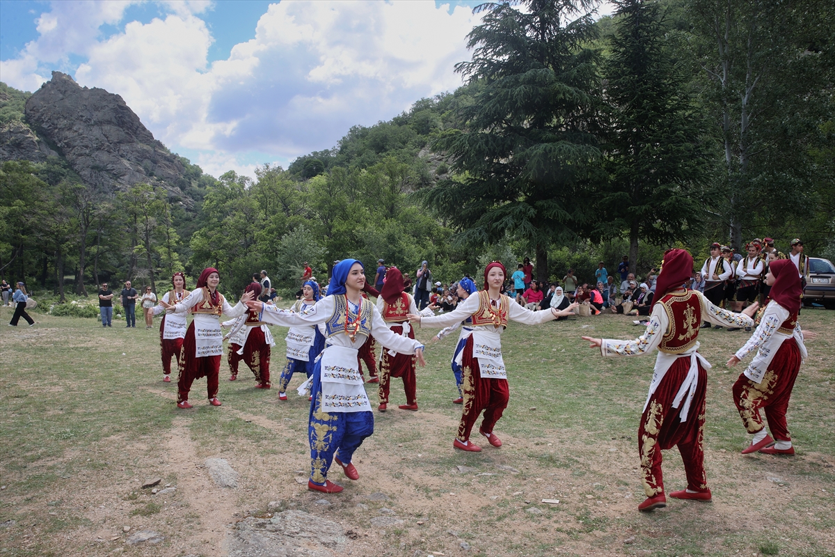 Gümülcine'de Geleneksel Kır Koşusu düzenlendi