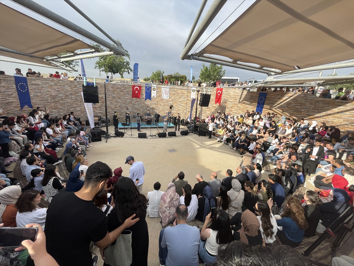 Haidouti Orkestrası Göbeklitepe'de sahne aldı