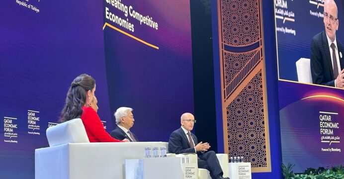 Hazine ve Maliye Bakanı Şimşek, Katar Ekonomik Forumu’nda konuştu