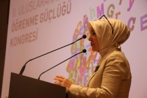 İSTANBUL (AA) – Üsküdar Üniversitesi Kurucu Rektörü Psikiyatrist Pof. Dr.