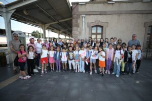 BALIKESİR (AA) – MİRAÇ KAYA – Balıkesir'de bir ilkokuldan 100