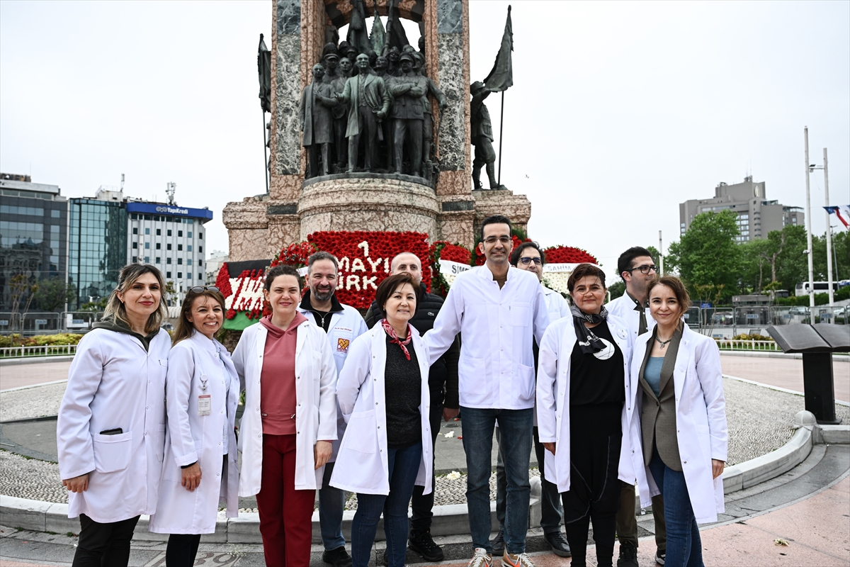 İstanbul'da 1 Mayıs Emek ve Dayanışma Günü kutlanıyor