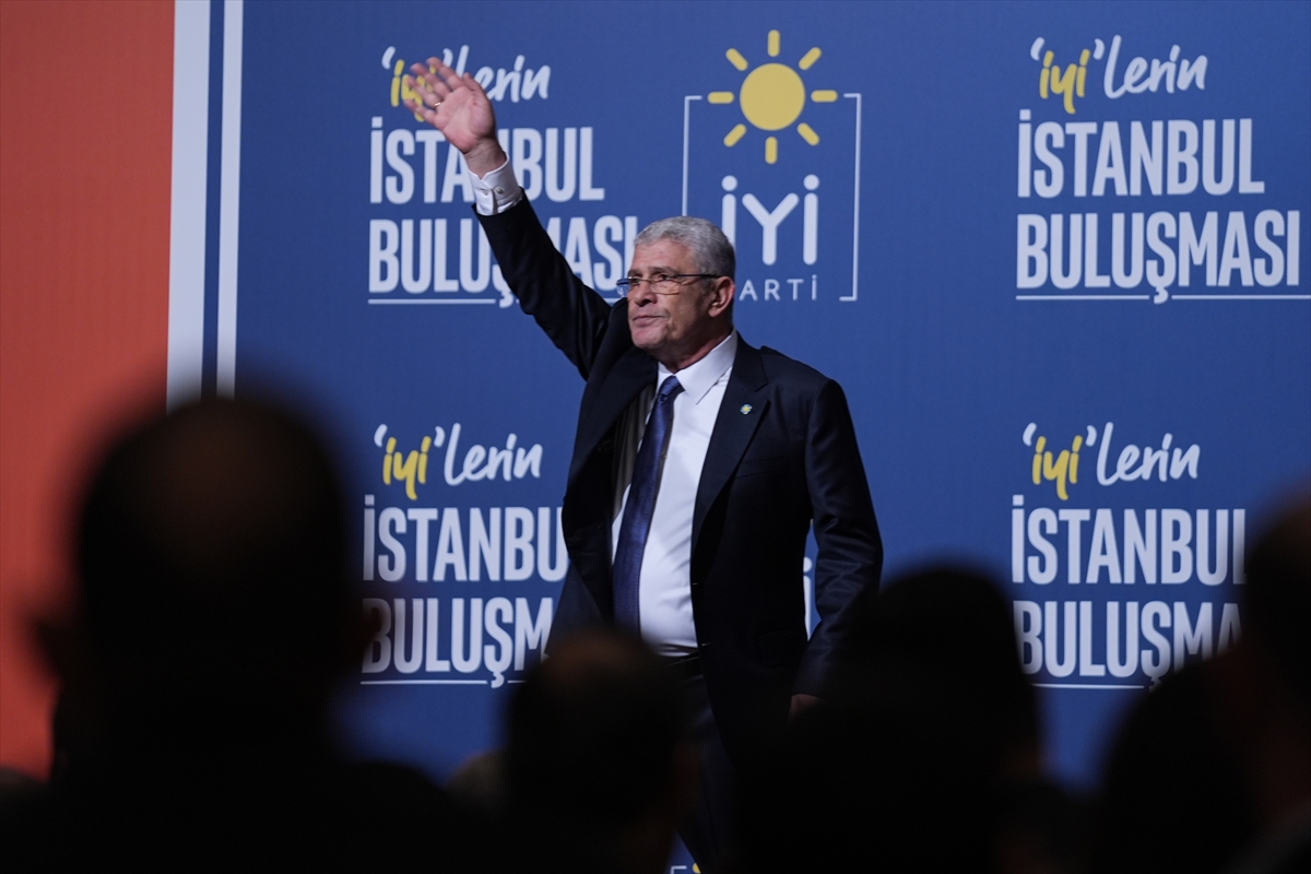 İYİ Parti Genel Başkanı Dervişoğlu, İstanbul'da partisinin programında konuştu: