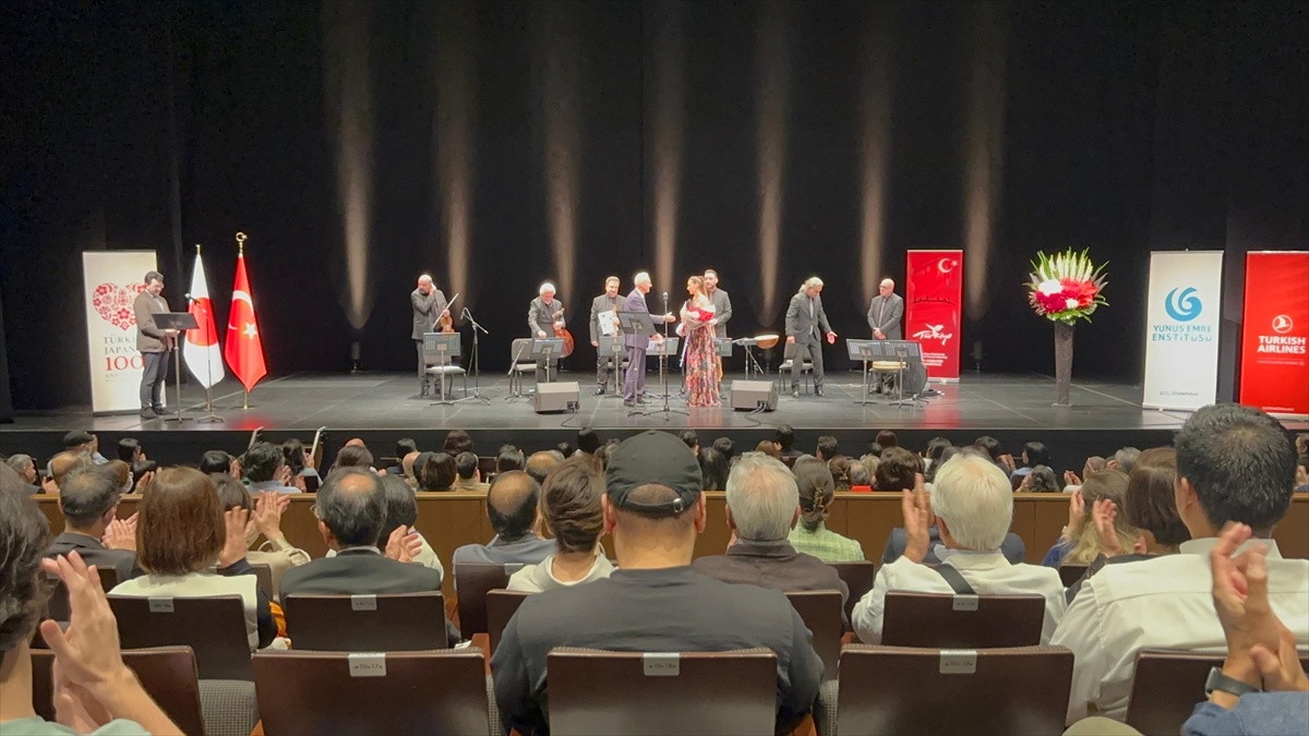 İzmir Devlet Klasik Türk Müziği Korosu, Japonya'da konser verdi