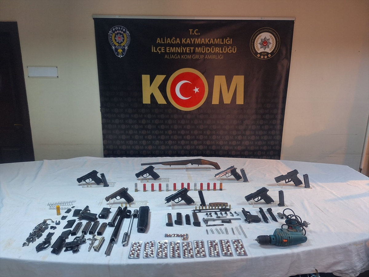 İzmir'de silah ve uyuşturucu operasyonunda 7 kişi tutuklandı