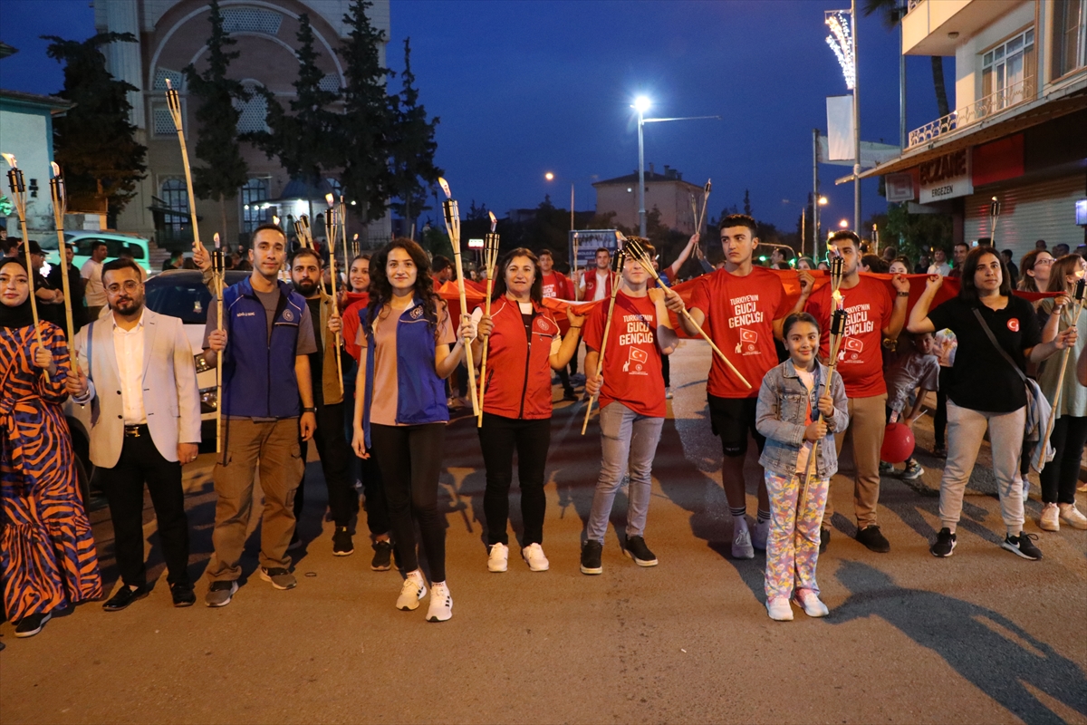 Kilis ve Malatya’da fener alayı düzenlendi