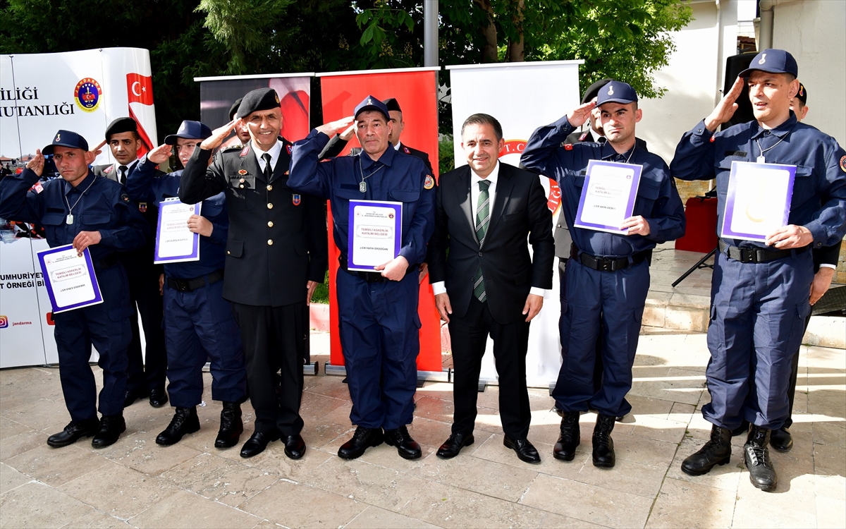 Kırşehir, Yozgat ve Niğde'de engelli gençler temsili askerlik yaptı