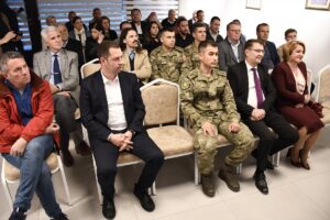 PRİZREN (AA) – Kosova'nın güneyindeki Prizren kentinde "Dil ve Kimlik"