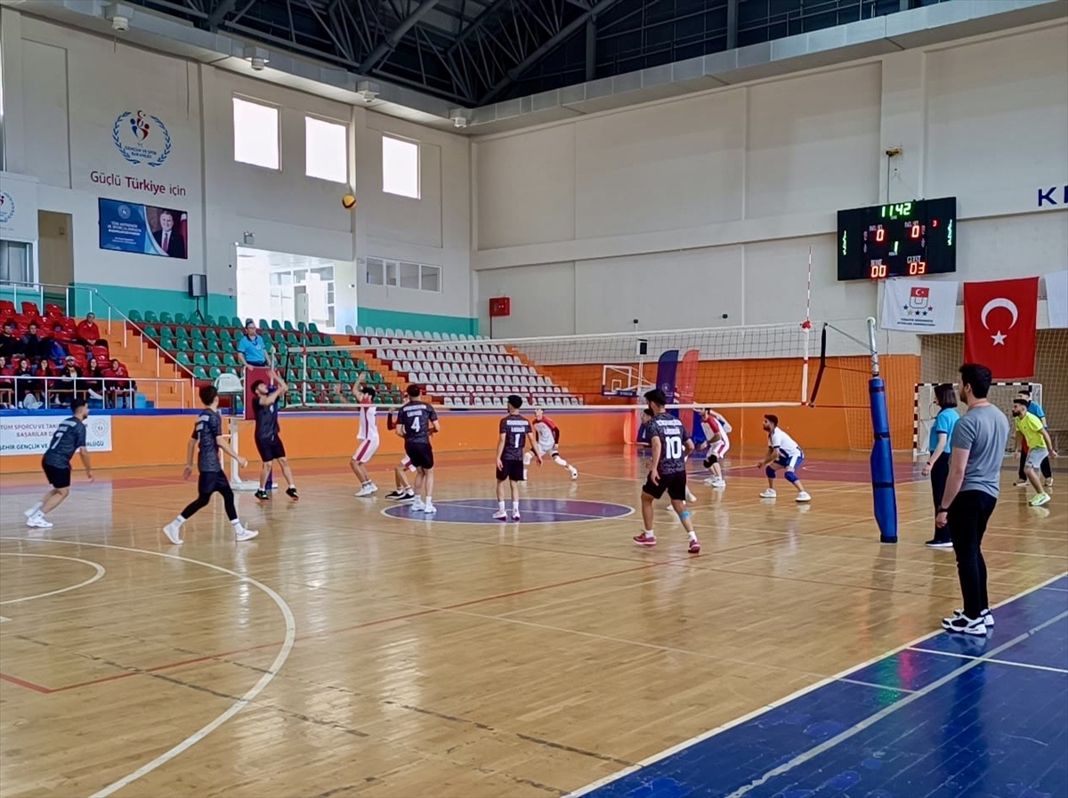 KYGM Türkiye Voleybol Şampiyonası, Kırşehir'de başladı