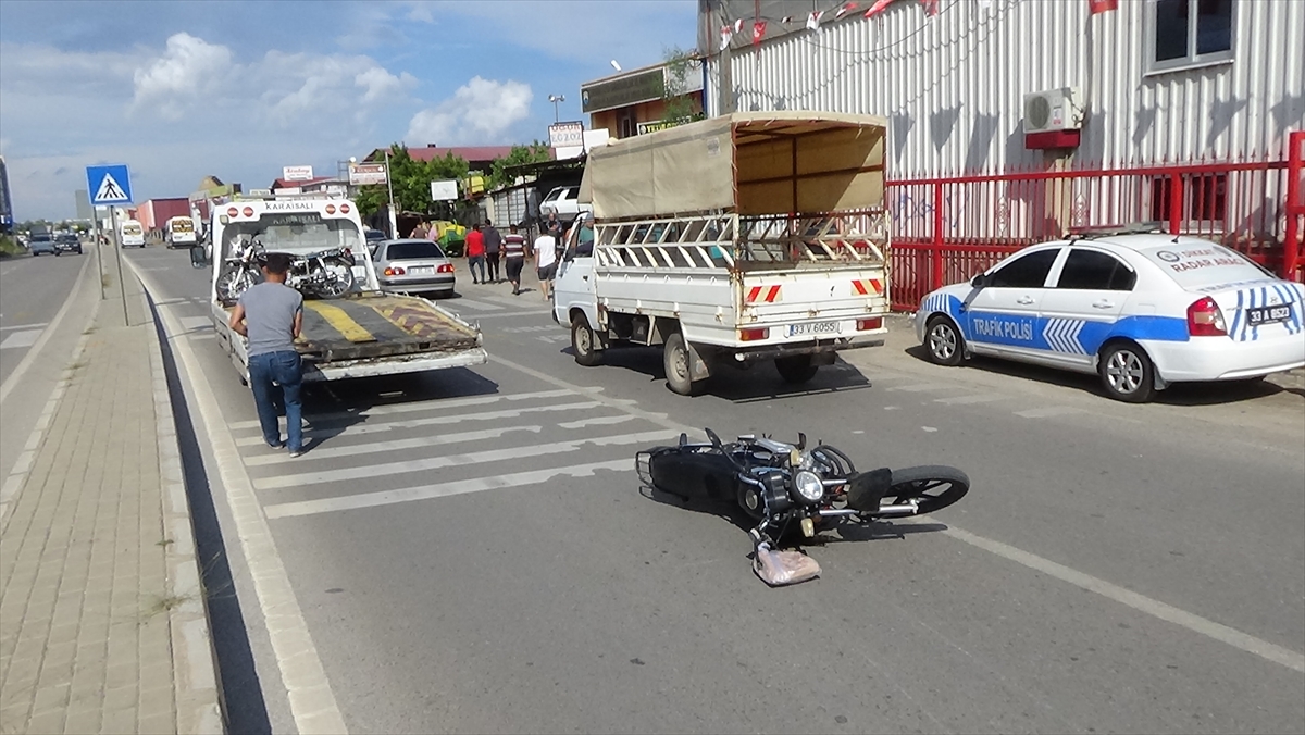 Mersin'de otomobille çarpışan motosikletin sürücüsü öldü