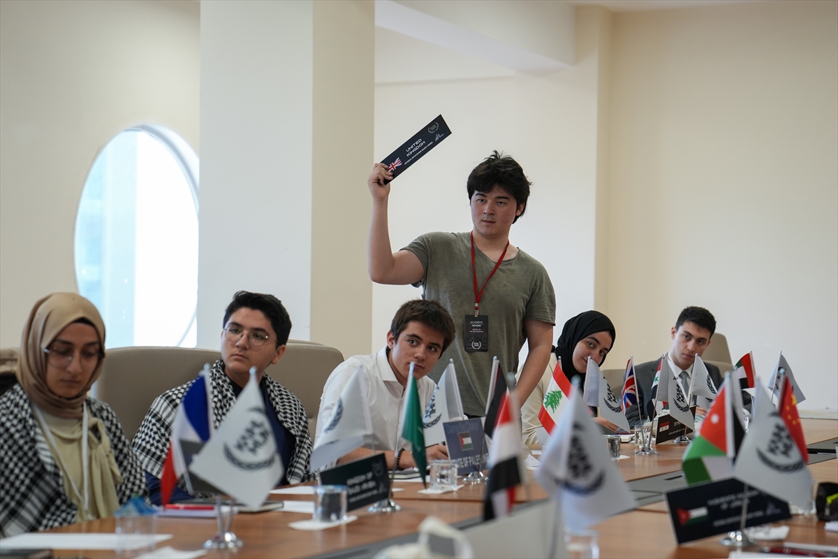 - Kartal Anadolu İmam Hatip Lisesince düzenlenen konferans kapsamında oluşturulan