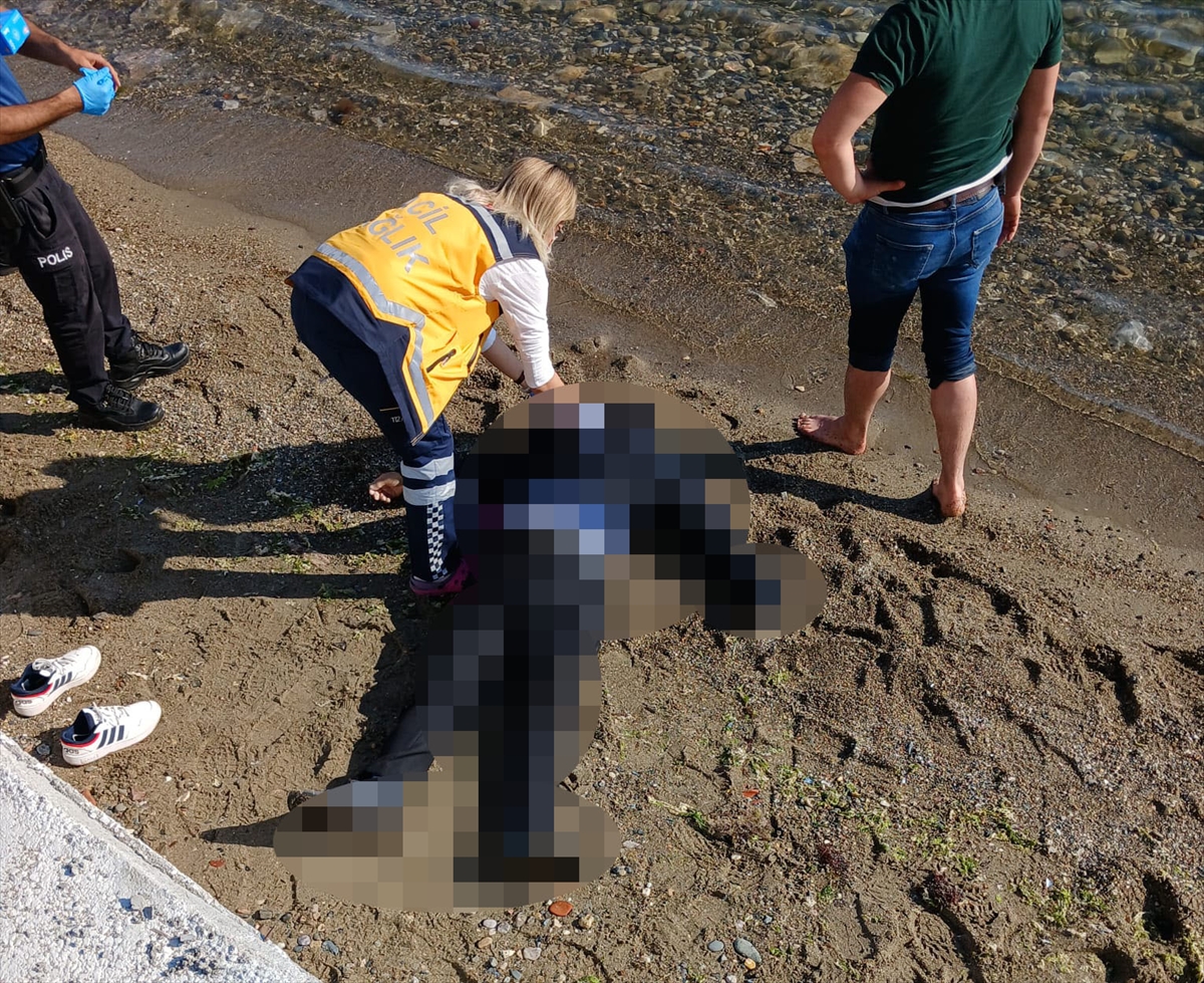 Mudanya açıklarında bir ceset bulundu