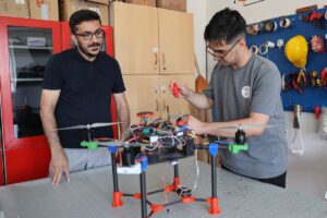 NEVŞEHİR (AA) – Nevşehir'de lise öğrencisi, dünyaya en yakın öte