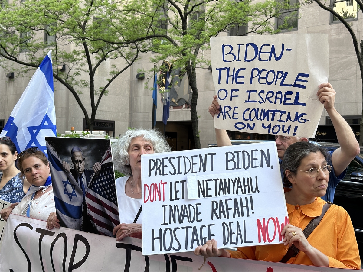 New York'ta İsrail yanlısı Yahudi grup Başbakan Netanyahu aleyhine gösteri yaptı