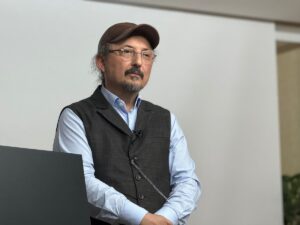 İSTANBUL(AA) – Mavera Vakfının düzenlediği Çarşamba Sohbetleri'nin konuğu olan Doç.