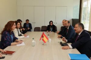 ANKARA (AA) – Sağlık Bakanı Fahrettin Koca, İspanya Sağlık Bakanı