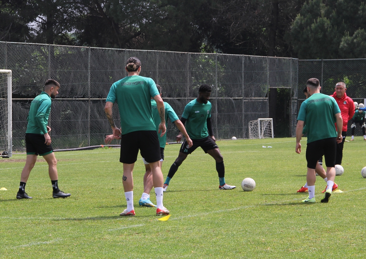 Sakaryaspor, Süper Lig için oynayacağı play-off finalinin hazırlıklarını sürdürdü