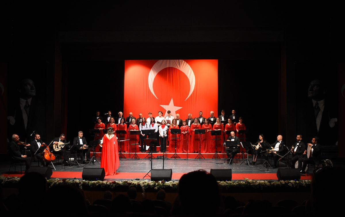 Samsun Devlet Klasik Türk Müziği Korosu'ndan “19 Mayıs özel konseri”