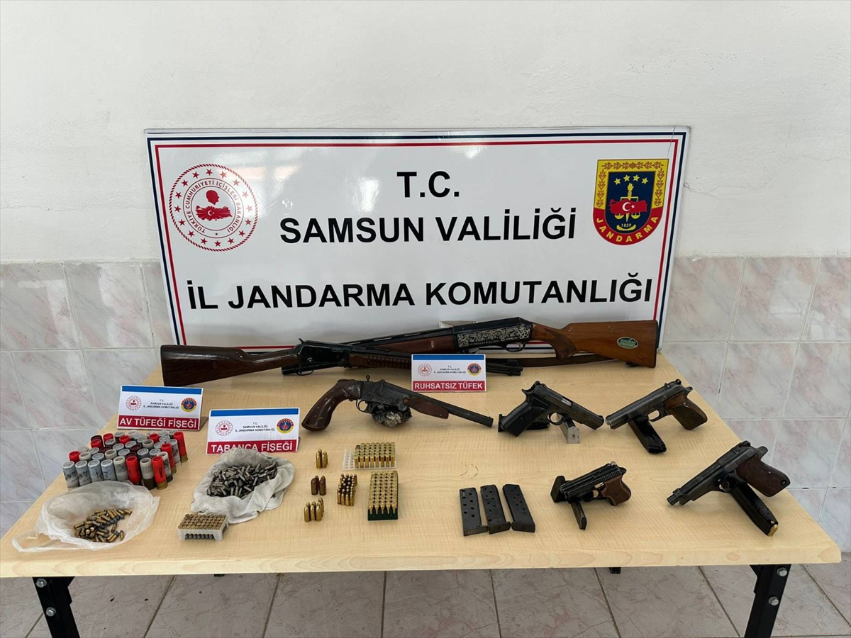 Samsun'da silah ve mühimmat operasyonunda 2 zanlı yakalandı