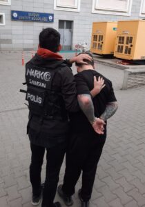 SAMSUN (AA) – Samsun'un İlkadım ilçesinde düzenlenen operasyonda 10 yıl