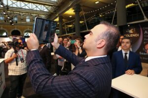 LONDRA (AA) – Sanayi ve Teknoloji Bakanı Mehmet Fatih Kacır,