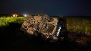 ŞANLIURFA (AA) – Şanlıurfa'nın Siverek ilçesinde otomobilin şarampole devrilmesi sonucu