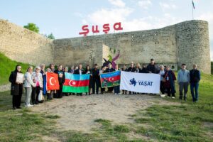 BAKÜ (AA) – Türkiye'den bir grup şehit yakını ve gazi,