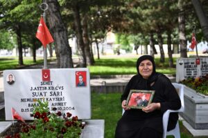 KAYSERİ (AA) – ESMA KÜÇÜKŞAHİN – Evlatları vatan uğruna ülkenin
