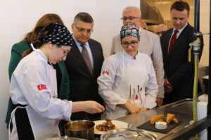 SİNOP (AA) – Sinop'ta Türk Mutfağı Haftası kapsamında yöresel yemek