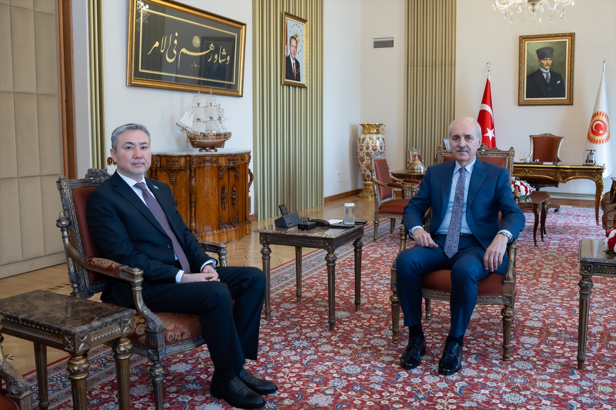 TBMM Başkanı Kurtulmuş, Kazakistan'ın Ankara Büyükelçisi Sapiyev'i kabul etti