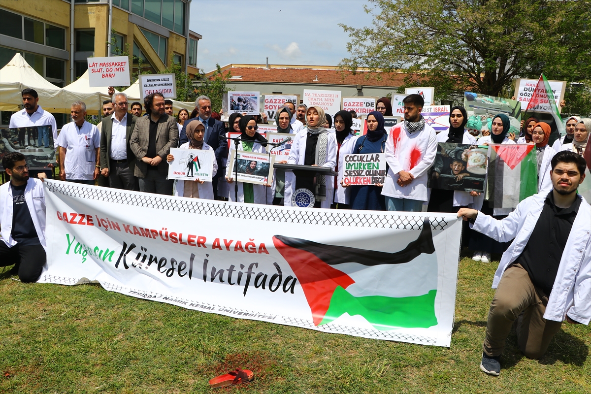 Tekirdağ'da tıp öğrencileri ve doktorlar İsrail'in Gazze'ye saldırılarını protesto etti