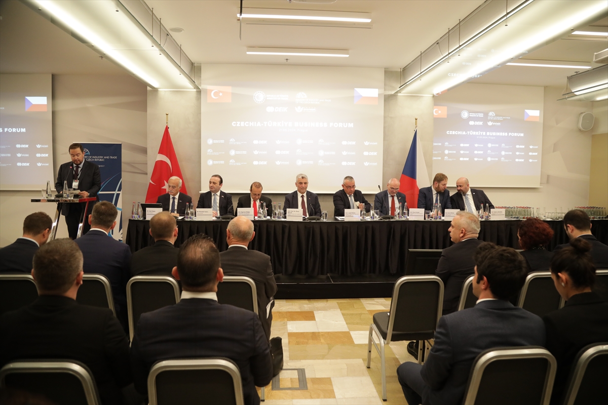 Ticaret Bakanı Bolat, Türkiye-Çekya İş Forumu'nda konuştu:
