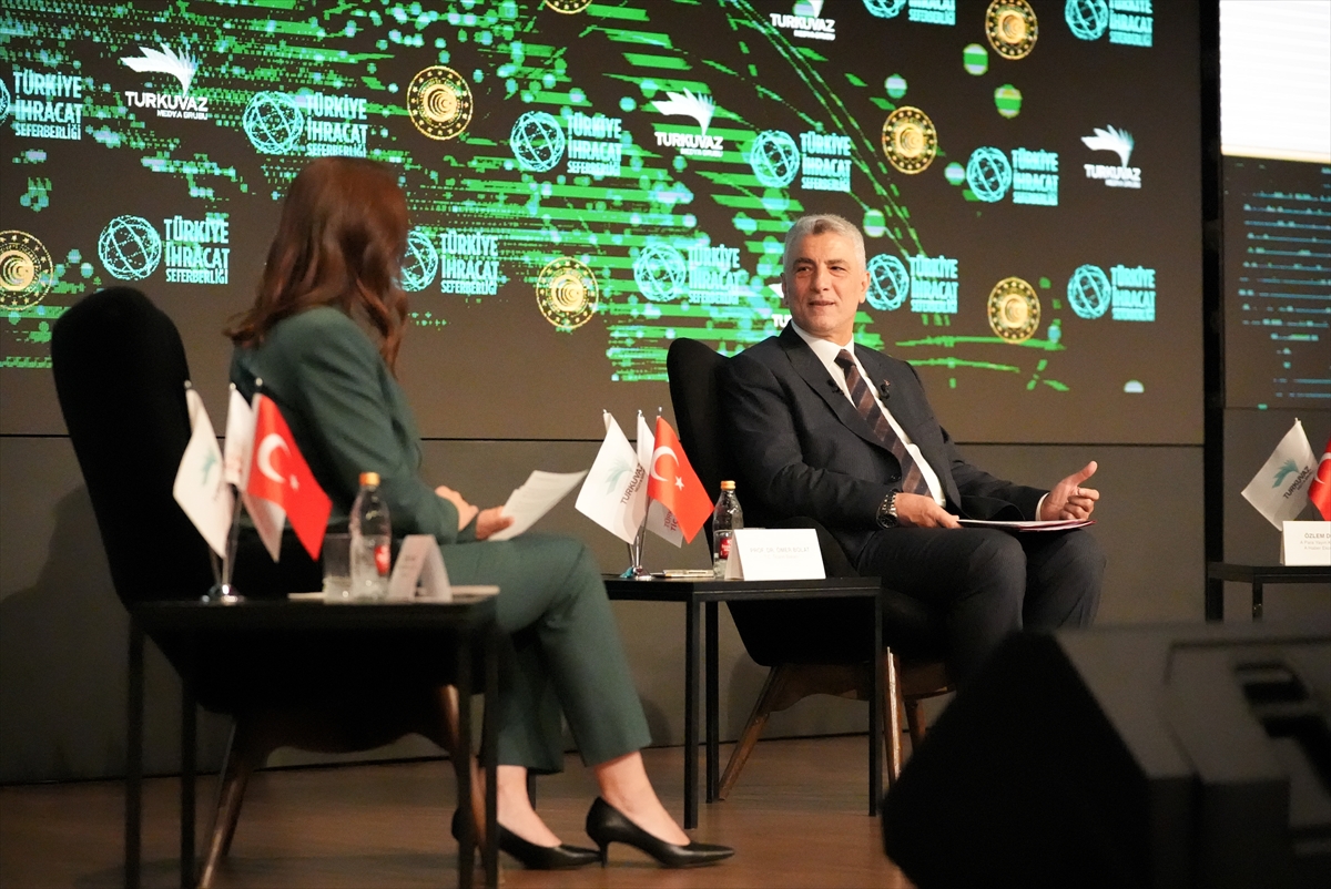 Ticaret Bakanı Bolat “Türkiye İhracat Seferberliği Zirvesi”nde konuştu: