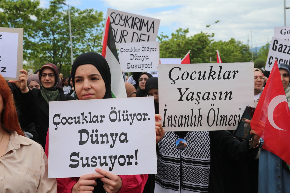 Tokat'ta üniversite öğrencileri İsrail'in Gazze'ye yönelik saldırılarını protesto etti