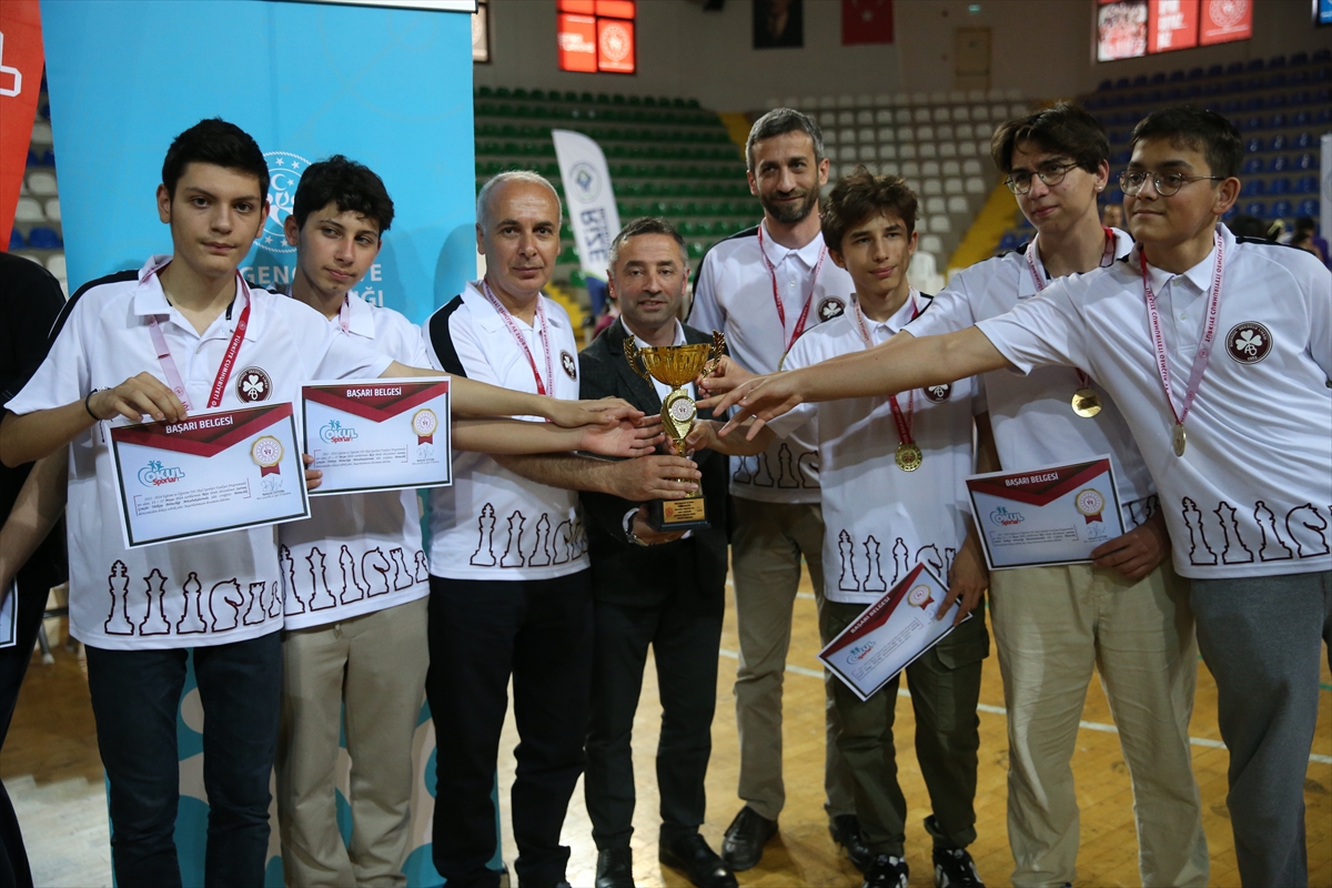 Türkiye Okul Sporları Satranç Şampiyonası sona erdi