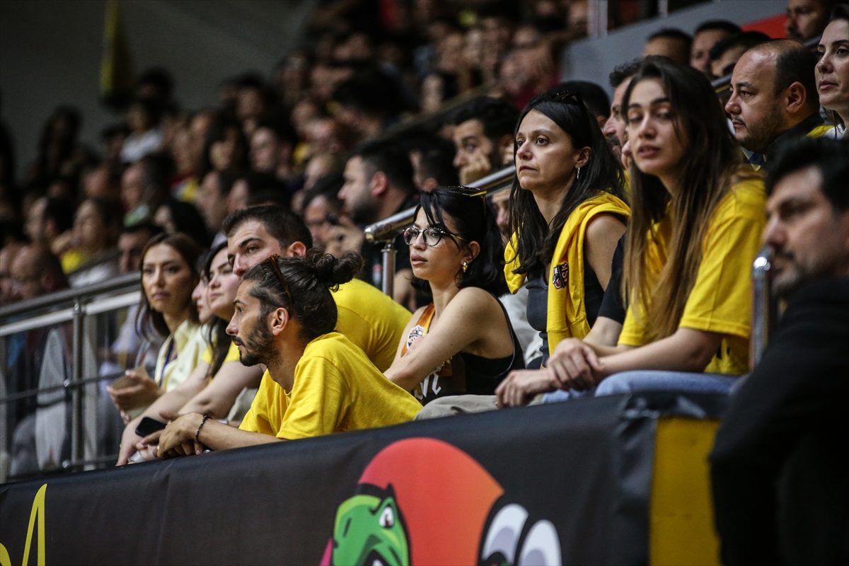 Türkiye Sigorta Türkiye Basketbol Ligi play-off final serisi