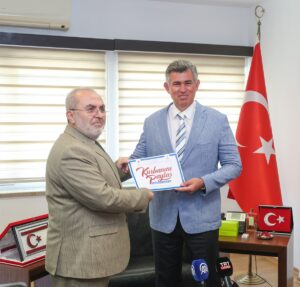 LEFKOŞA (AA) – Türkiye'nin Lefkoşa Büyükelçisi Metin Feyzioğlu, Türkiye Diyanet