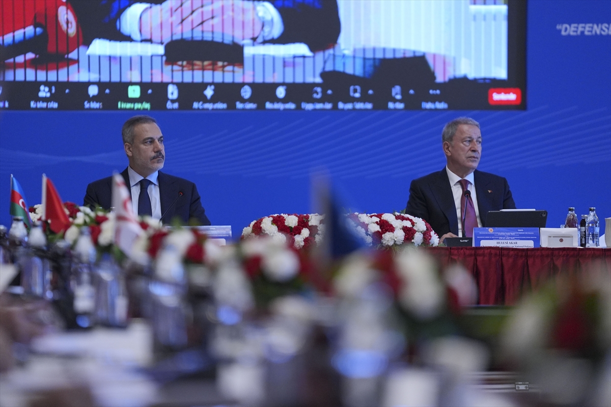 TBMM Başkanı Kurtulmuş, TÜRKPA Milli Savunma Komisyonu Başkanlarına hitap etti: