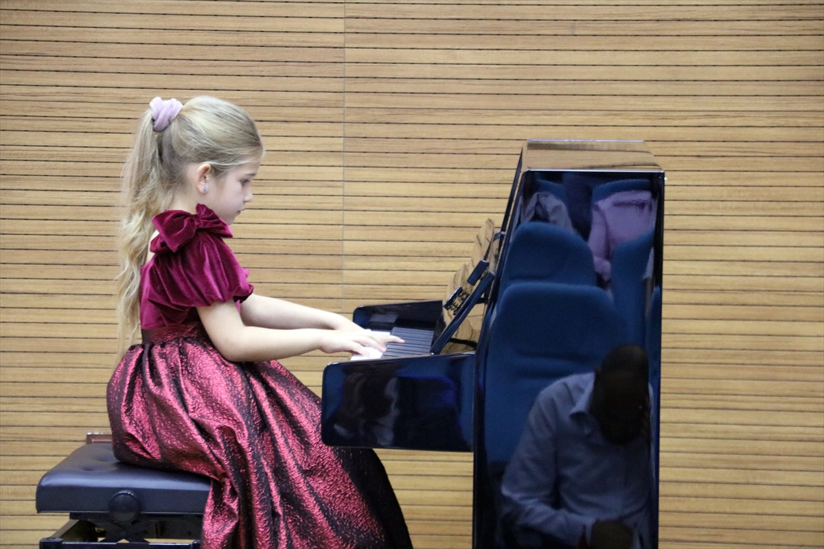 “Uluslararası Alanya Piyano Yarışması ve Festivali” başladı