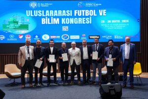 - Kongrenin ikinci gününde "Futbol ve Medya" başlıklı panel düzenlendi