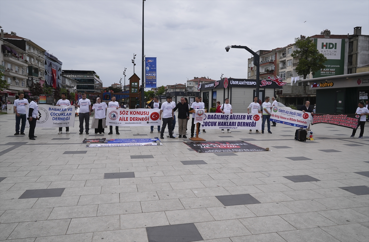 Ümraniye'de Aileyi Koruma Federasyonuna bağlı dernekler eylem yaptı