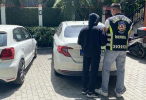 İSTANBUL (AA) – Üsküdar'da drift yaparak trafiği tehlikeye düşüren sürücüye