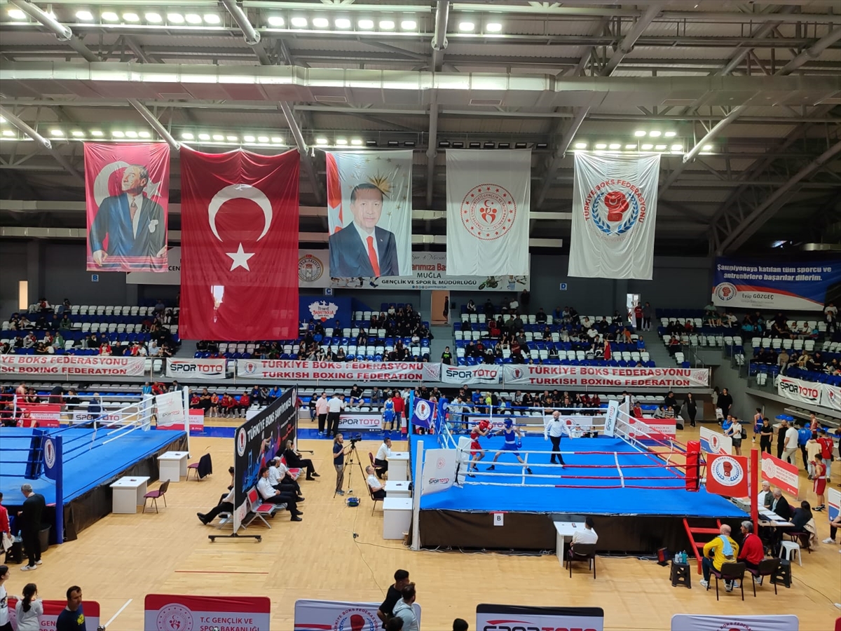 Yıldız Erkekler ve Kadınlar Türkiye Ferdi Boks Şampiyonası Muğla'da sona erdi