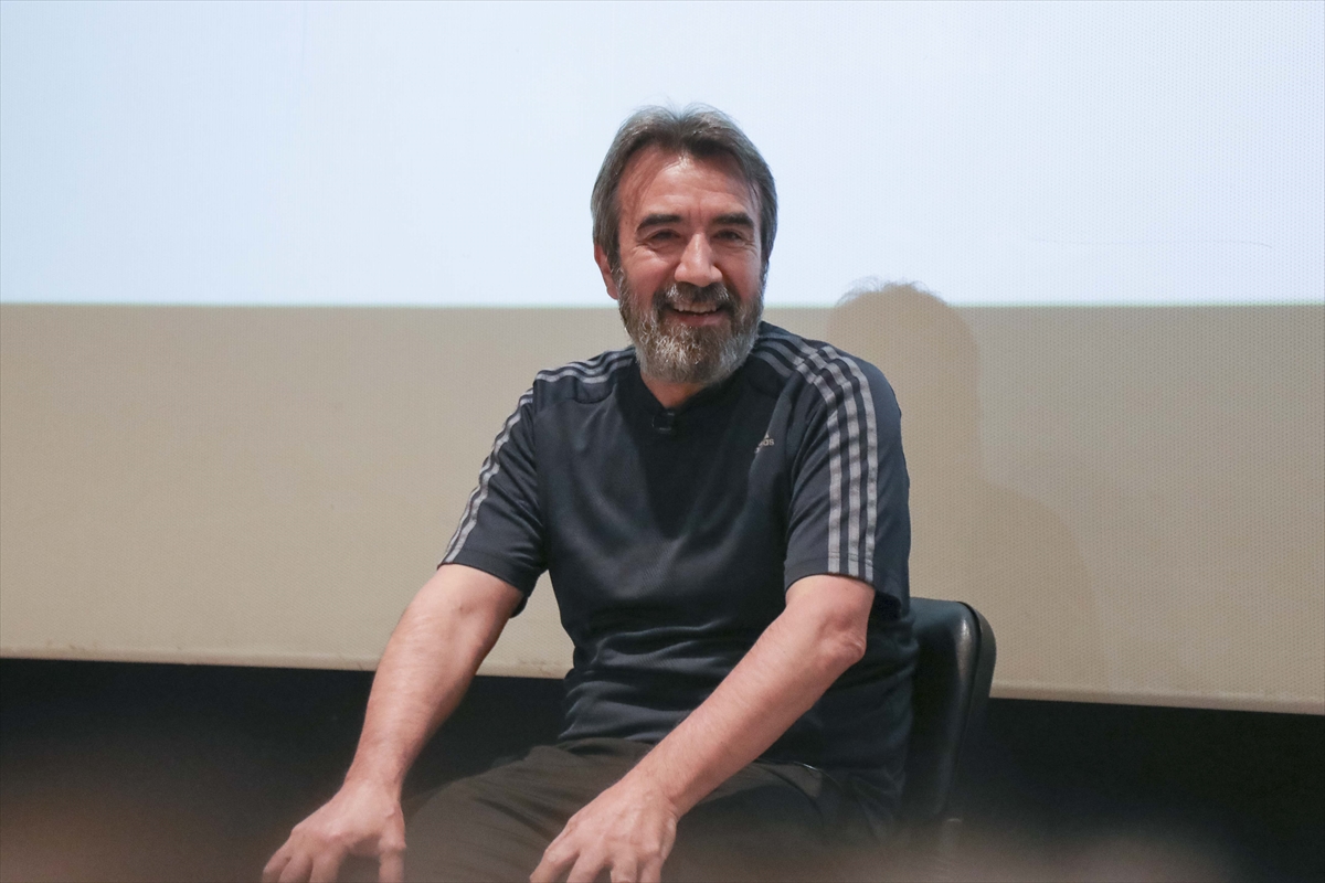 Yönetmen Zeki Demirkubuz, İstanbul Bilgi Üniversitesi öğrencileriyle buluştu