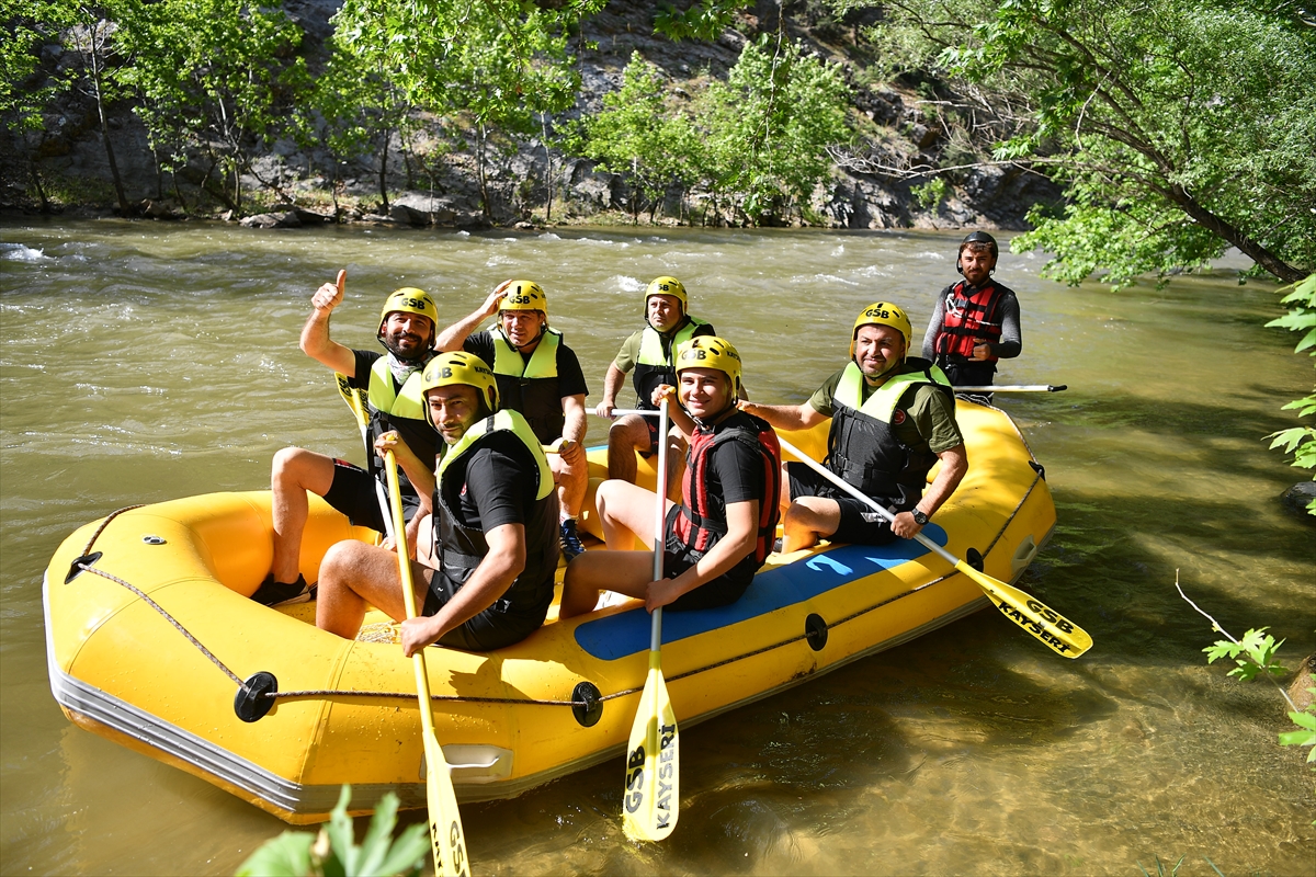 Zamantı Irmağı'ndaki rafting parkuru, yarışlar için tescillendi